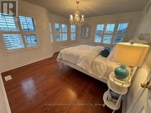 4710 Tassie Road, Burlington, ON - Indoor Photo Showing Bedroom