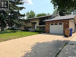 2221 BEDFORD AVENUE E  Regina, SK S4N 0H1