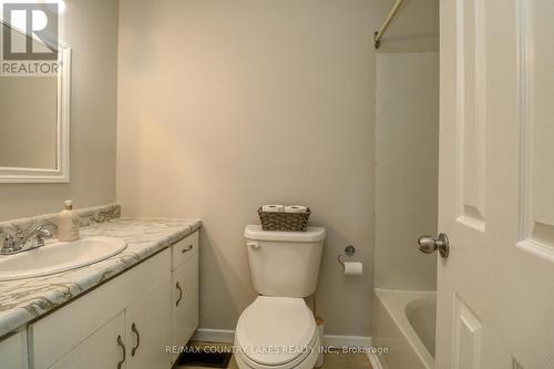 25035/7 Maple Beach Road, Brock, ON - Indoor Photo Showing Bathroom