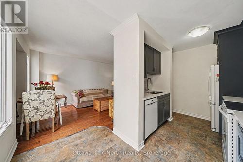 78 Redpath Drive, Ottawa, ON - Indoor Photo Showing Kitchen