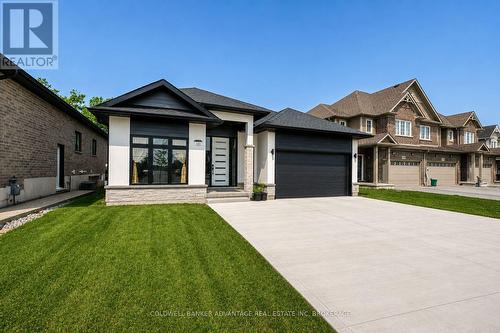 445 JULIA DRIVE  Welland (Coyle Creek), ON L3C 0E7