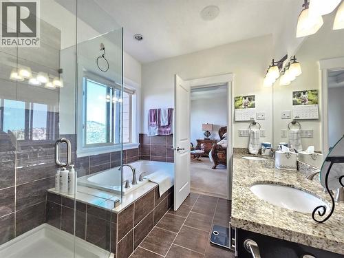 Primary ensuite - 1494 Montenegro Drive, Kelowna, BC - Indoor Photo Showing Bathroom