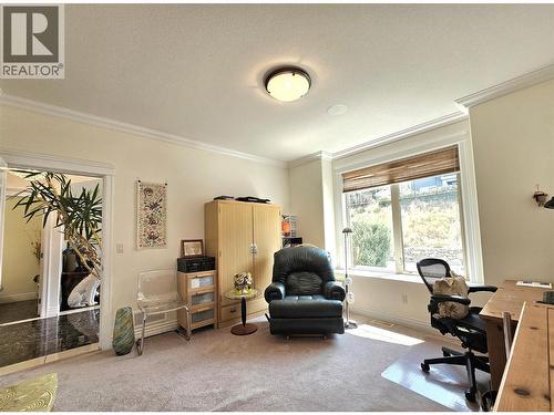 2nd bedroom on the main - 1494 Montenegro Drive, Kelowna, BC - Indoor Photo Showing Other Room