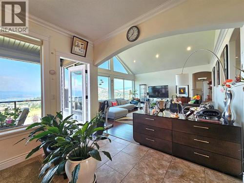1494 Montenegro Drive, Kelowna, BC - Indoor