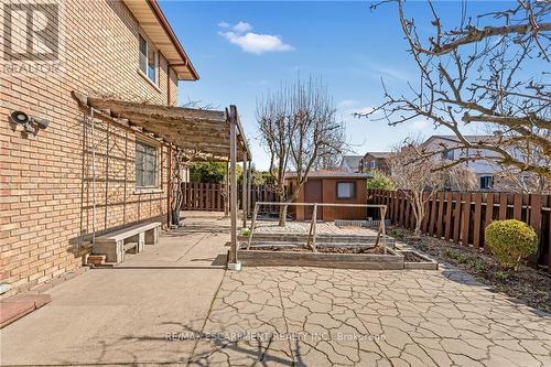 36 Skylark Drive, Hamilton, ON - Outdoor