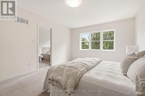 215 Nisbet Boulevard, Hamilton, ON - Indoor Photo Showing Bedroom