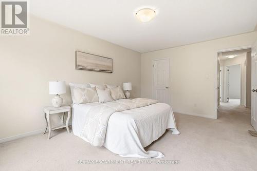 215 Nisbet Boulevard, Hamilton, ON - Indoor Photo Showing Bedroom