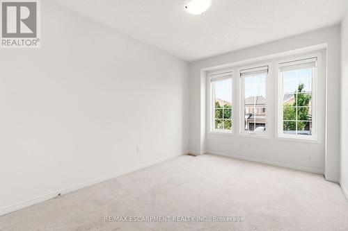 215 Nisbet Boulevard, Hamilton, ON - Indoor Photo Showing Other Room