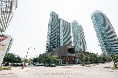 2110 - 121 MCMAHON DRIVE  Toronto, ON M2K 0C2