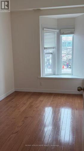 201 - 413 SPADINA AVENUE , Toronto, Ontario M5T 2G6 3