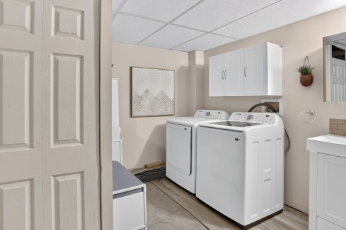 Salle de bains - 2014 Rue Schulz, Saint-Jérôme, QC - Indoor Photo Showing Laundry Room