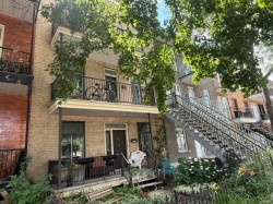 6554  - 6558 Av. Christophe-Colomb Montréal (Rosemont/La Petite-Patrie), QC H2S 2G8