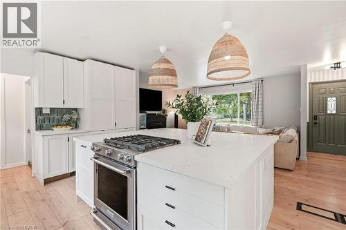271 Linden Avenue, Burlington, ON - Indoor Photo Showing Kitchen