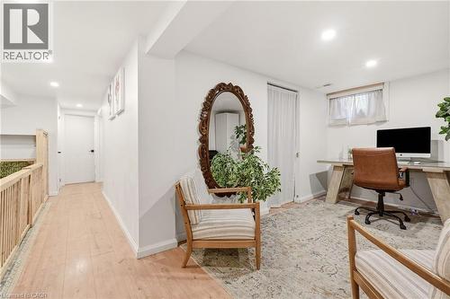 271 Linden Avenue, Burlington, ON - Indoor