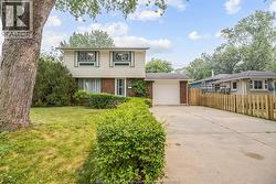 4065 WHITNEY Windsor, ON N9C 2C7