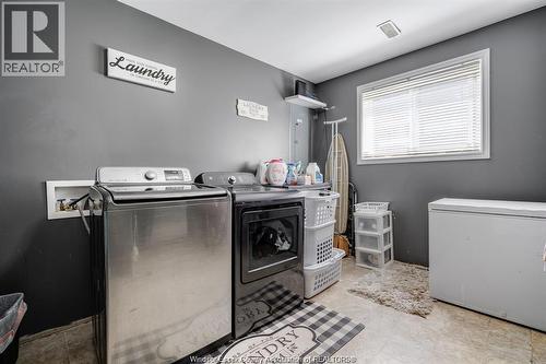 53 Antonio, Leamington, ON - Indoor Photo Showing Laundry Room