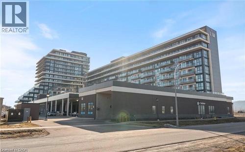560 NORTH SERVICE Road Unit# 605  Grimsby, ON L3M 0G3