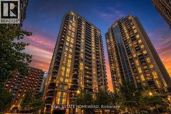 1805 - 5 MICHAEL POWER PLACE Toronto, ON M9A 0A3
