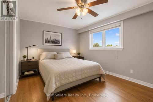 3272 Marlene Court, Mississauga, ON - Indoor Photo Showing Bedroom