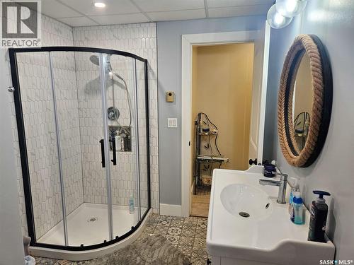 59 Snedden Crescent, Maple Bush Rm No. 224, SK - Indoor Photo Showing Bathroom