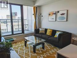 206 - 12 BONNYCASTLE STREET Toronto, ON M5A 0C8