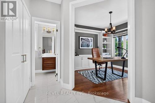 3201 Munson Crescent, Burlington, ON - Indoor Photo Showing Other Room