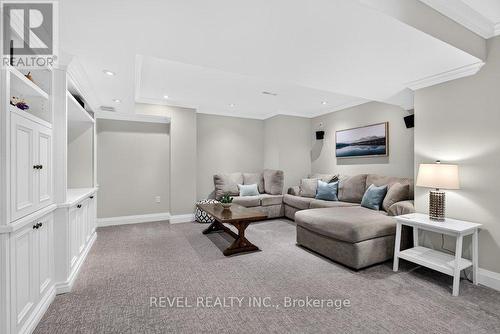 3201 Munson Crescent, Burlington, ON - Indoor