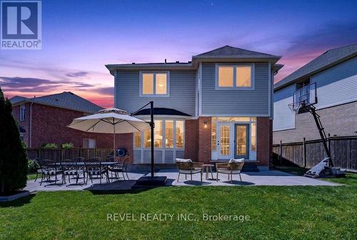 3201 Munson Crescent, Burlington, ON - Outdoor