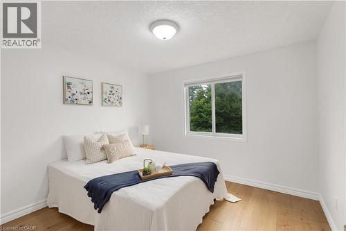 367 Havendale Crescent, Waterloo, ON - Indoor Photo Showing Bedroom