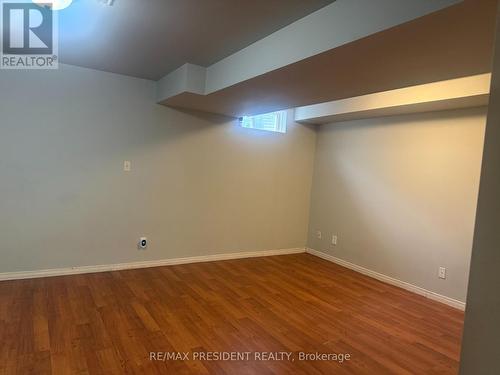 135 Activa Avenue, Kitchener, ON - Indoor