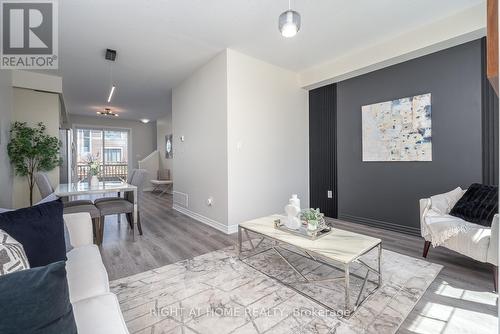Open Concept, tons of natural light - 112 Hollywood Court, Cambridge, ON - Indoor Photo Showing Living Room