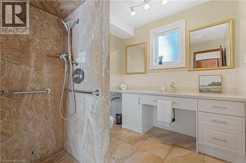 36 Skylark Drive, Hamilton, ON - Indoor Photo Showing Bathroom