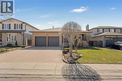 36 SKYLARK Drive  Hamilton, ON L9A 4Y2