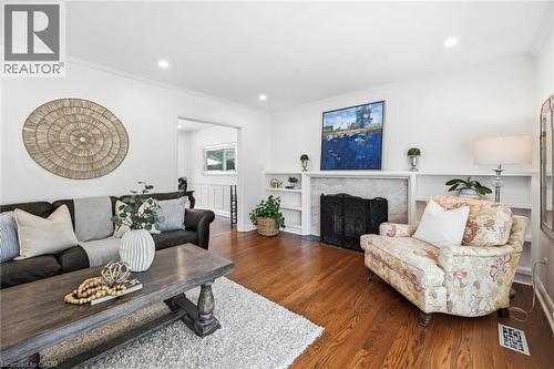 4065 Melba Lane, Burlington, ON - Indoor Photo Showing Living Room With Fireplace