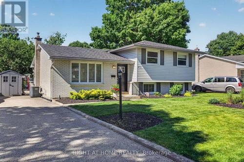 670 GLENGYLE CRESCENT  London North (North H), ON N5X 1X7