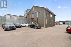 818 BOYD AVENUE  Ottawa, ON K2A 2C7