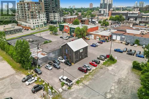 818 Boyd Avenue, Ottawa, ON 