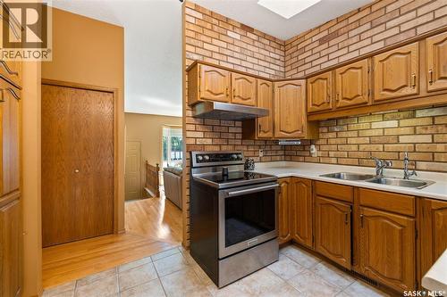 3147 Harding Street, Regina, SK - Indoor Photo Showing Kitchen With Double Sink