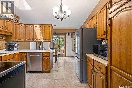 3147 Harding Street, Regina, SK - Indoor Photo Showing Kitchen