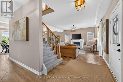 36 Beverly Street, Springwater, ON - Indoor