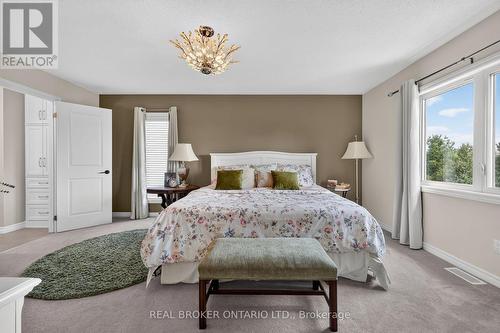 36 Beverly Street, Springwater, ON - Indoor Photo Showing Bedroom