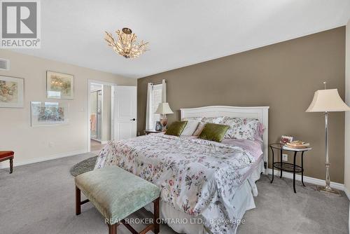 36 Beverly Street, Springwater, ON - Indoor Photo Showing Bedroom