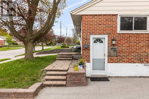 LOWER LEVEL - 243 WELLINGTON STREET E , Barrie, Ontario L4M 2E4 3