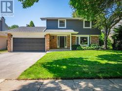 144 ALL SAINTS CRESCENT  Oakville, ON L6J 5Y8