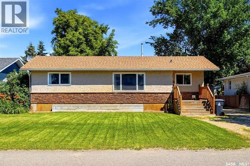 614 3Rd Avenue, Pilot Butte, SK - Outdoor