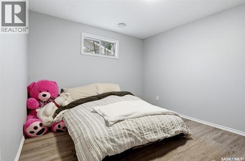 614 3Rd Avenue, Pilot Butte, SK - Indoor Photo Showing Bedroom