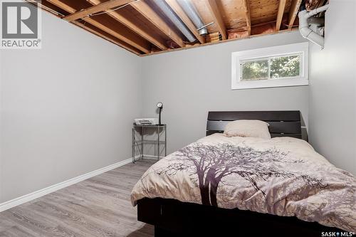 614 3Rd Avenue, Pilot Butte, SK - Indoor Photo Showing Bedroom