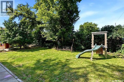 614 3Rd Avenue, Pilot Butte, SK - Outdoor