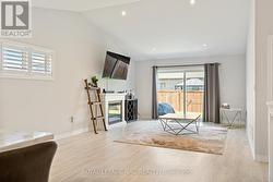 Living area - 