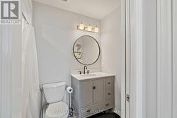 3 pc Ensuite bath in Primary bedroom - 